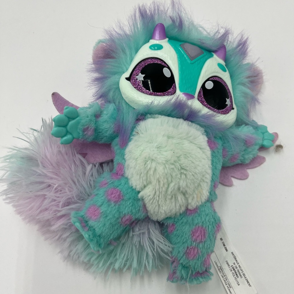 Moose 2020 Magic Mixies Blue purple Interactive Lights & Sounds - Poseable Plush